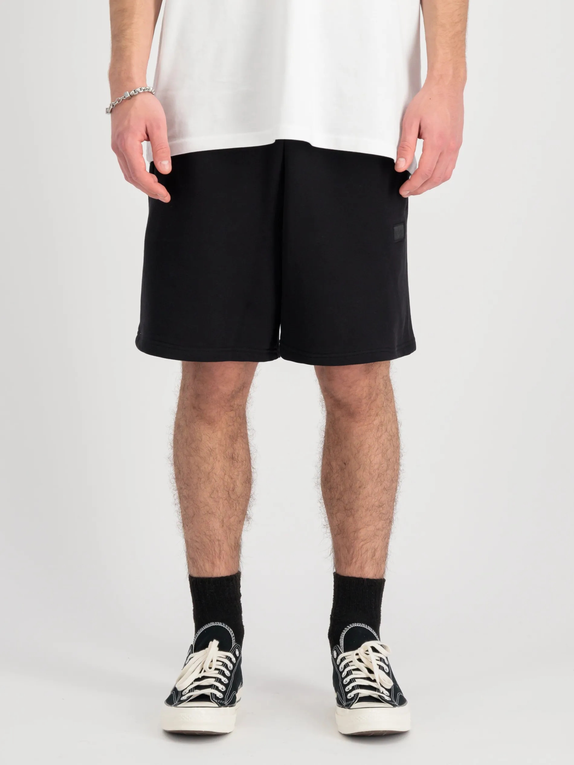 ALPHA ESSENTIAL RELAXED SHORT