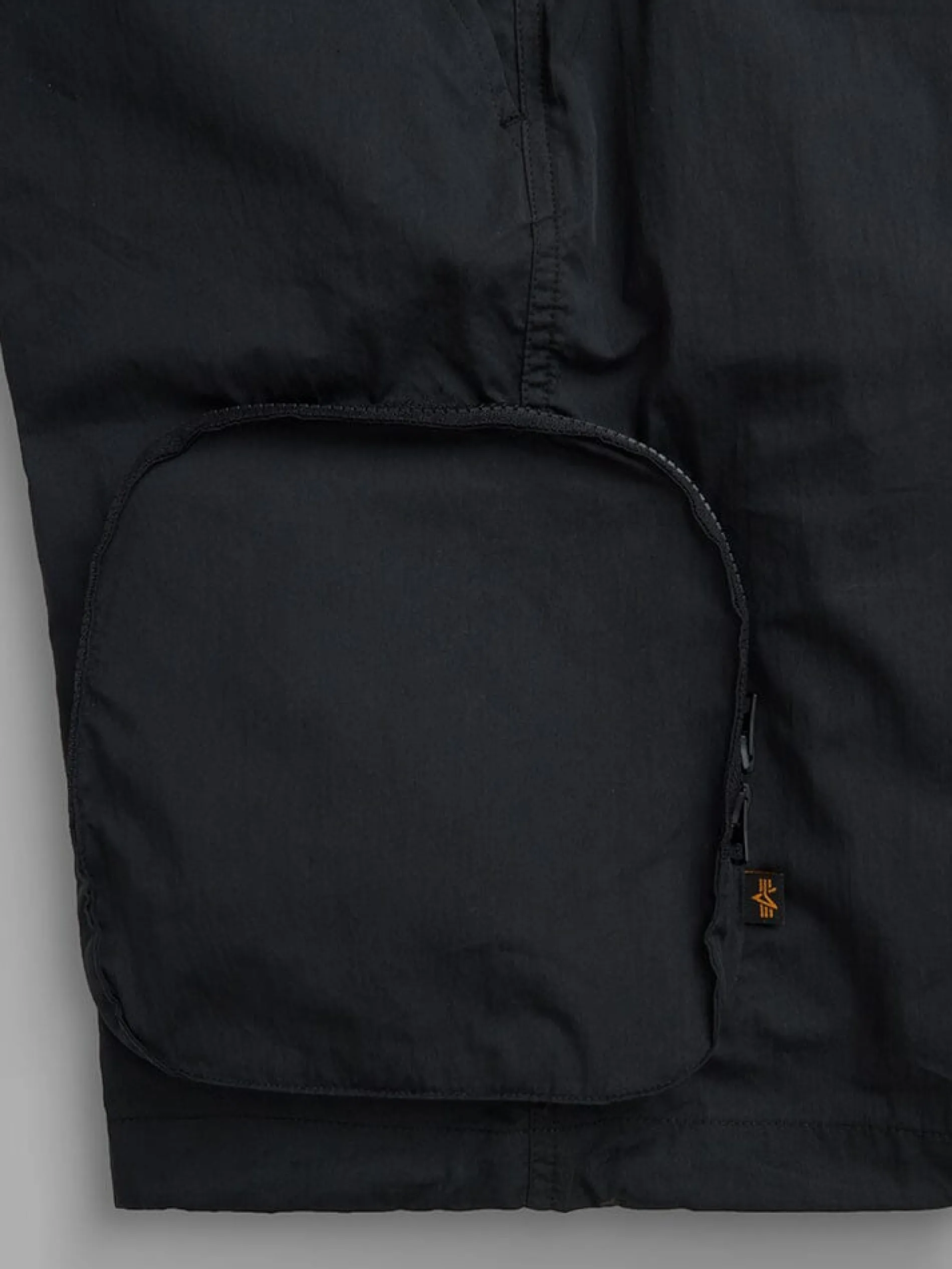 CWU 36/P PULL ON SHORT