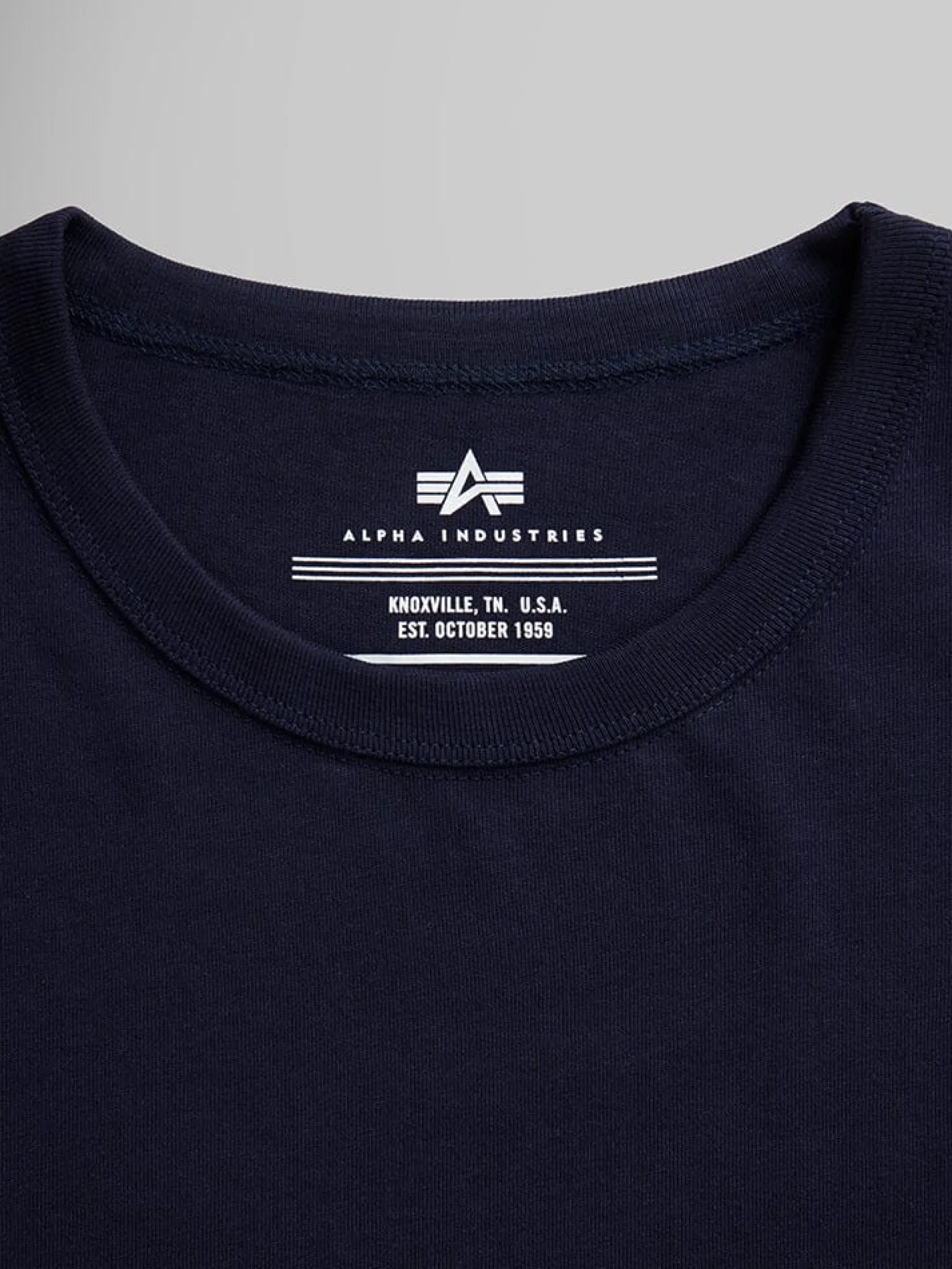 ESSENTIAL RELAXED TEE