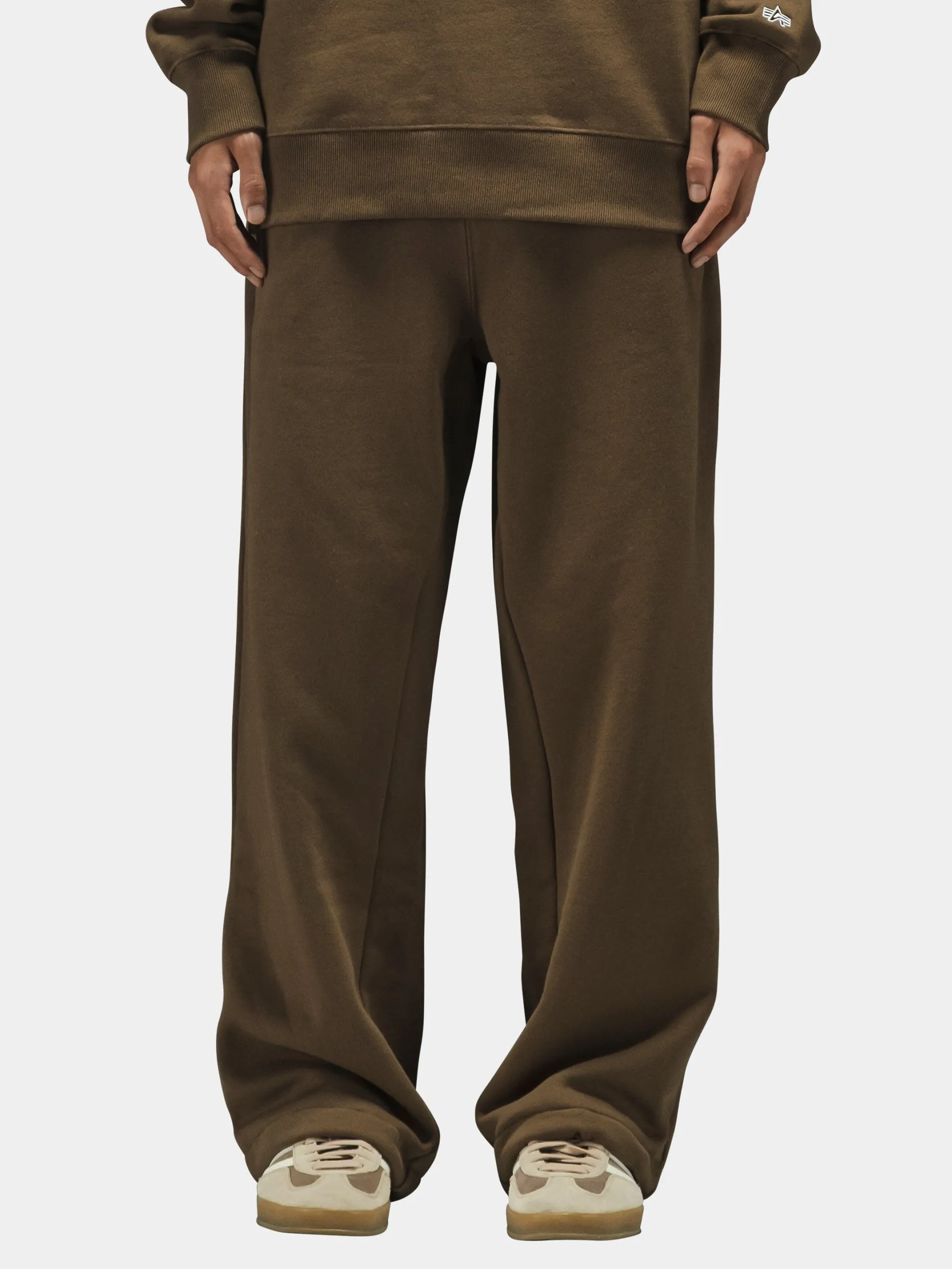 ESSENTIAL SWEATPANTS (SEASONAL)