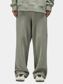 ESSENTIAL SWEATPANTS (SEASONAL)