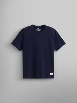 ESSENTIAL TEE