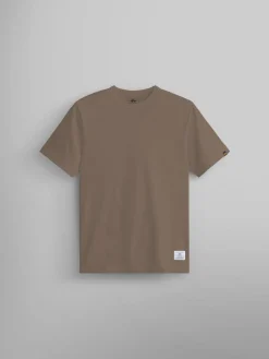 ESSENTIAL TEE