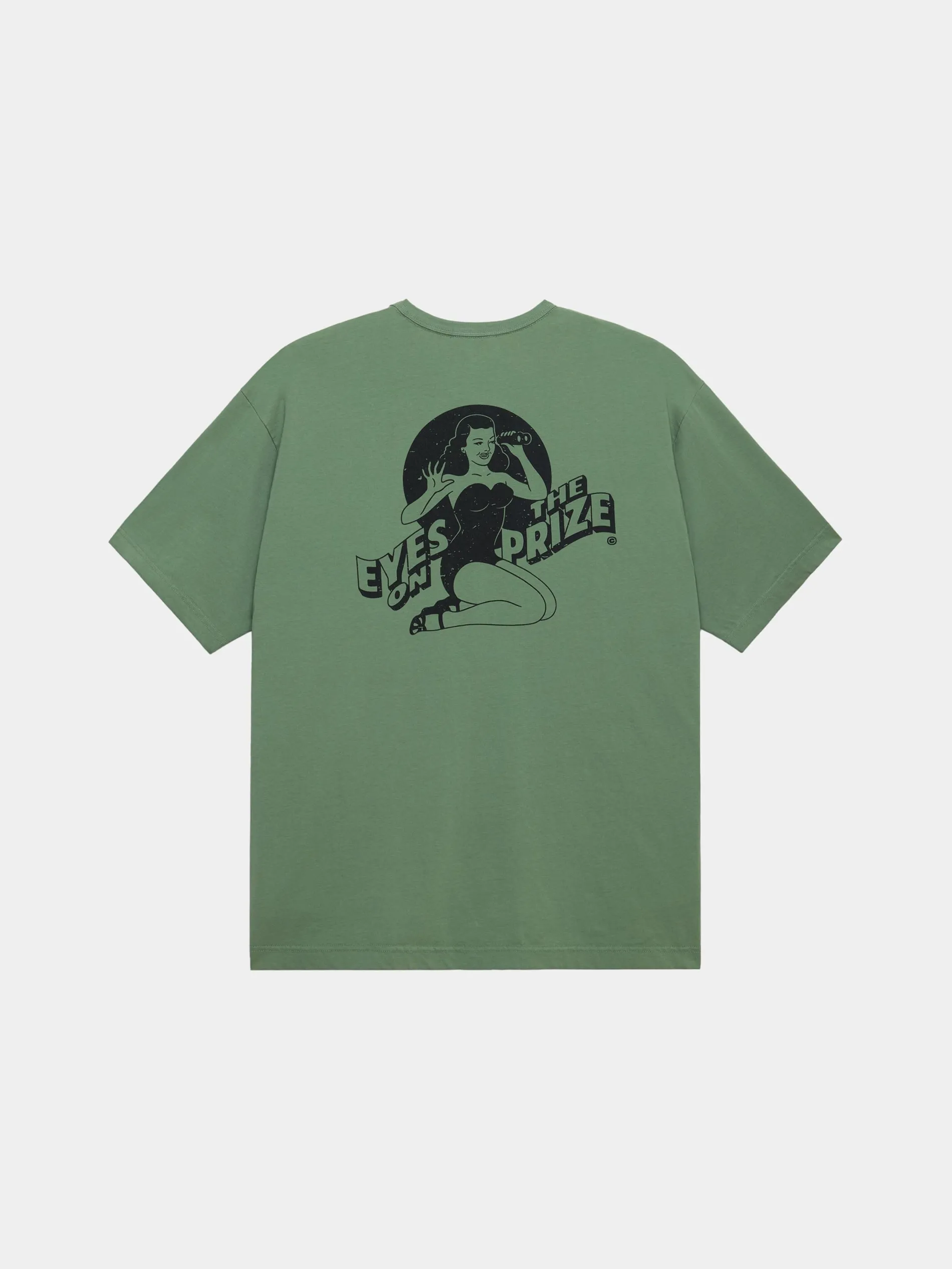 RELAXED EYES ON THE PRIZE TEE