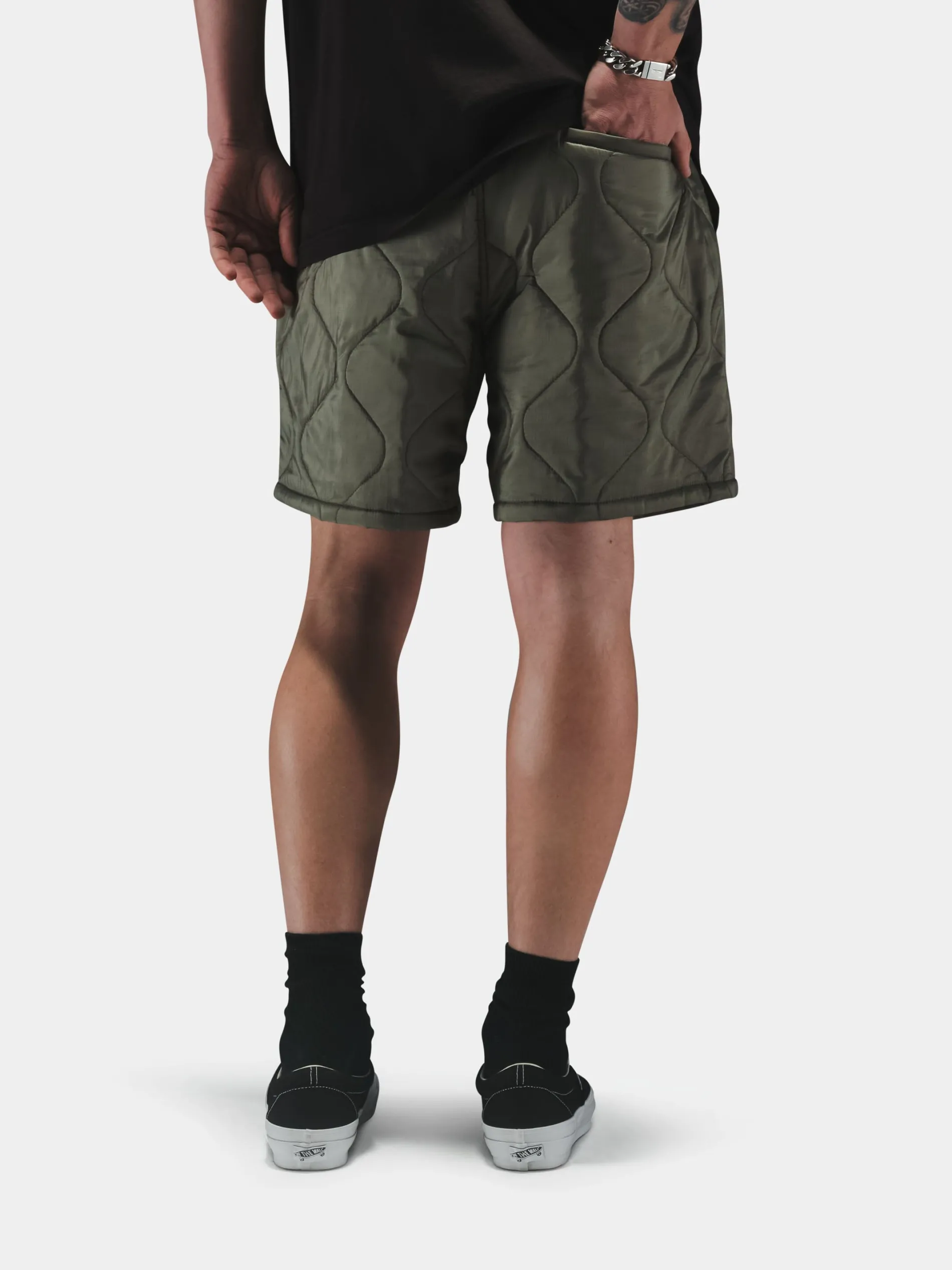 RELAXED QUILTED SHORT