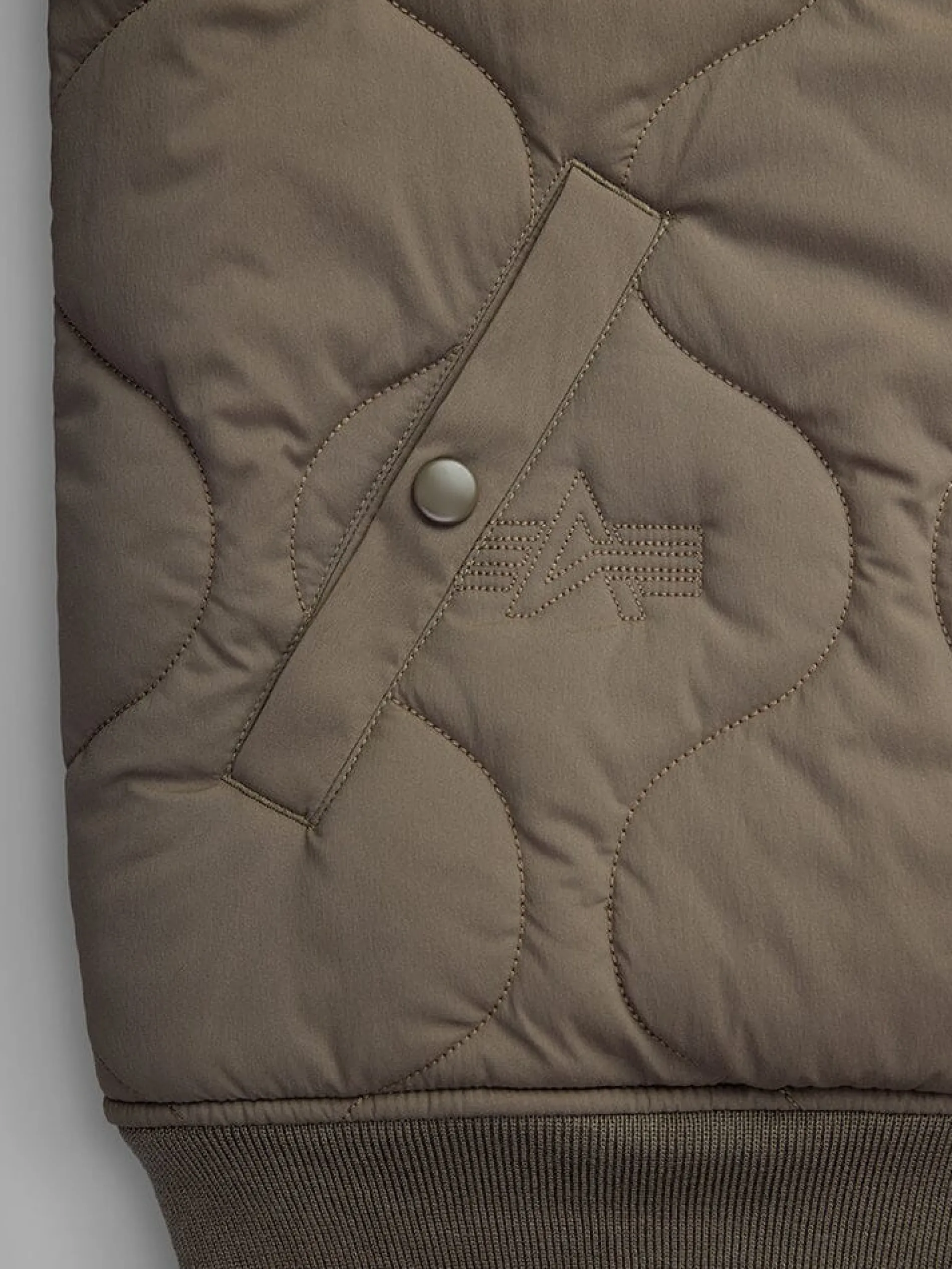 REVERSIBLE ONION QUILTED MA-1 BOMBER JACKET