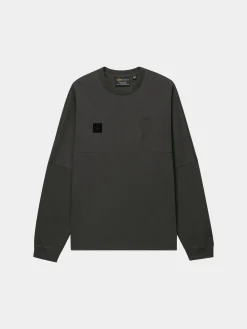 UNFRM LONG-SLEEVED GRAPHIC TEE