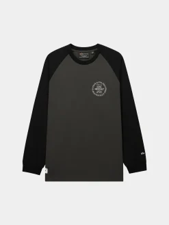 UNFRM LONG-SLEEVED RAGLAN T-SHIRT