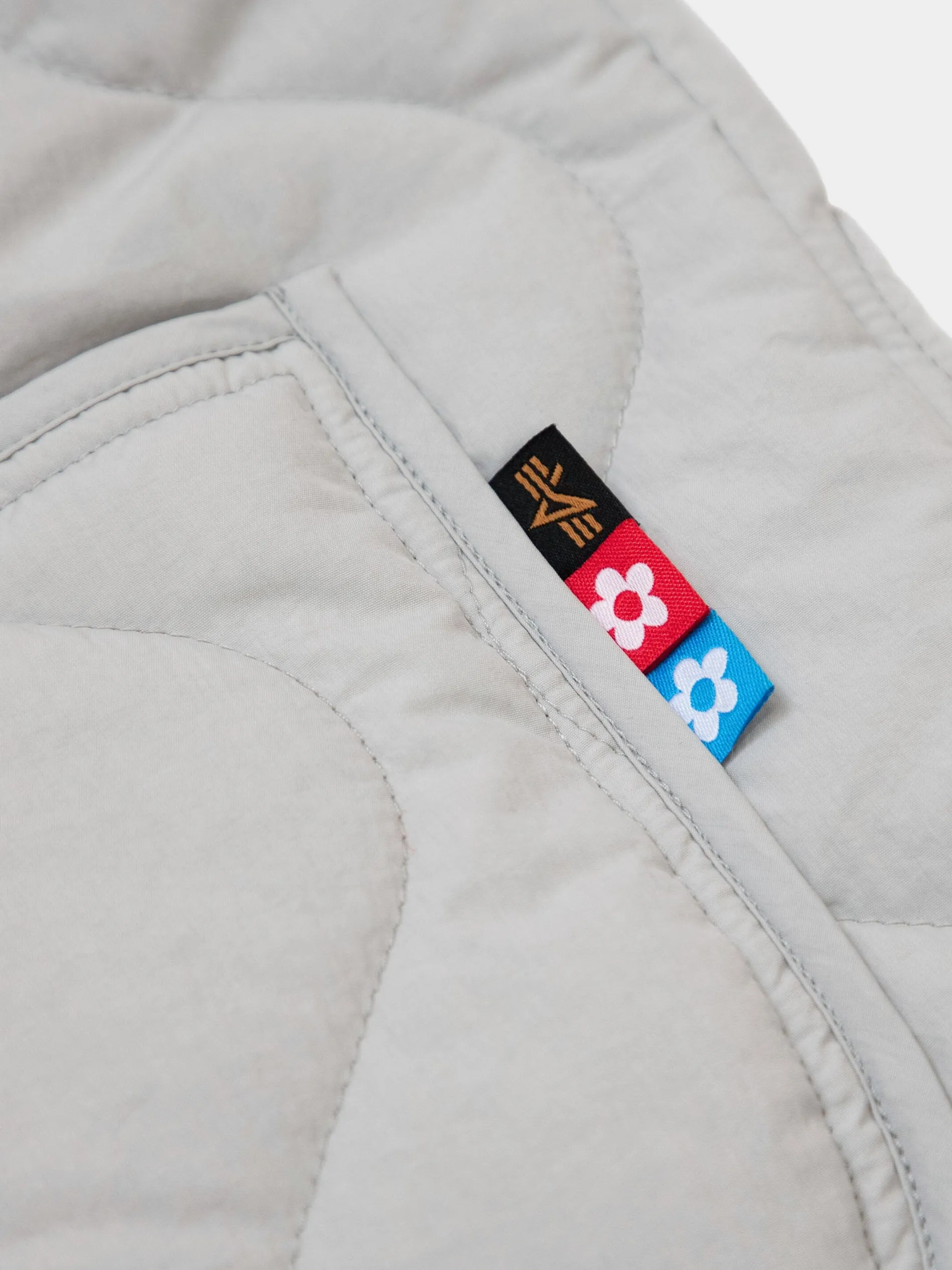 VANDY THE PINK X ALPHA INDUSTRIES LINER JACKET